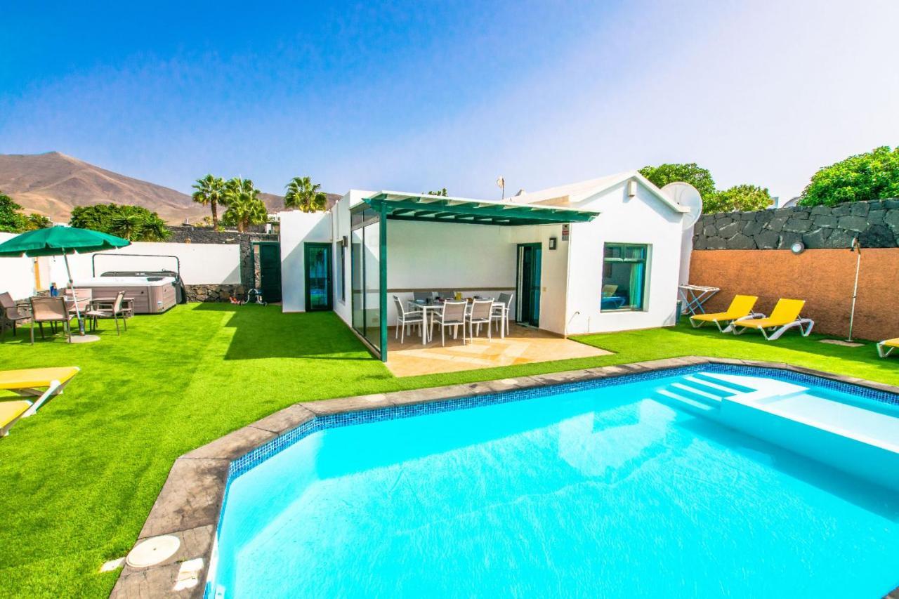 Villa Los Arcos - Lh160 By Villas Now Ltd 普拉亚布兰卡 外观 照片
